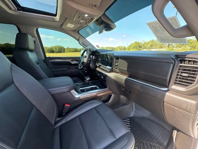 Used 2026 Chevrolet Silverado 1500 RST AWD/4WD image 18
