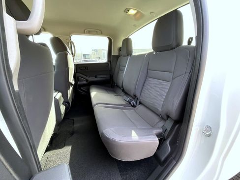 Certified 2024 Nissan Frontier S image 19