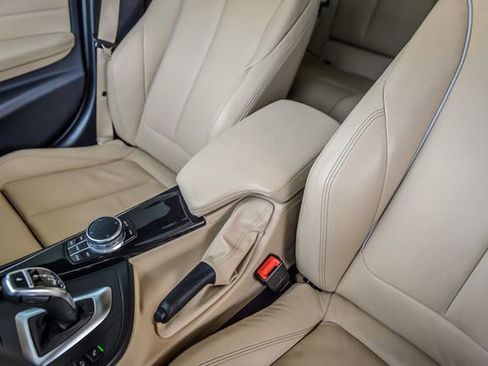 Used 2017 BMW 340i xDrive Sedan image 33