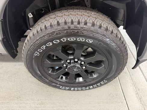 New 2026 RAM 2500 Laramie AWD/4WD image 4