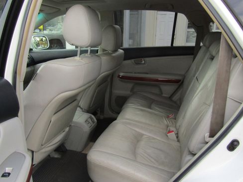 Used 2004 Lexus RX 330 AWD image 12
