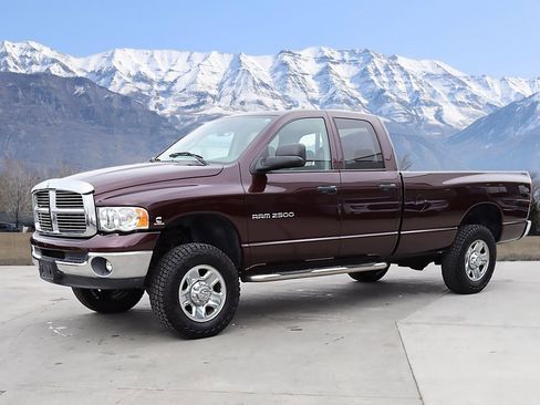 Used 2004 Dodge Ram 2500 Truck SLT w/ Trailer Tow Group image 2