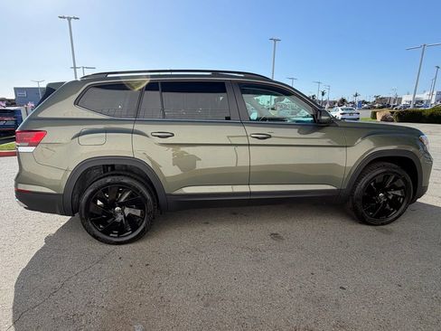 New 2026 Volkswagen Atlas SE FWD image 7
