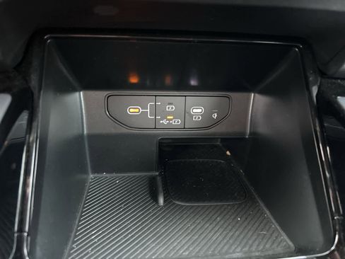 Used 2024 Kia Sorento SX image 36