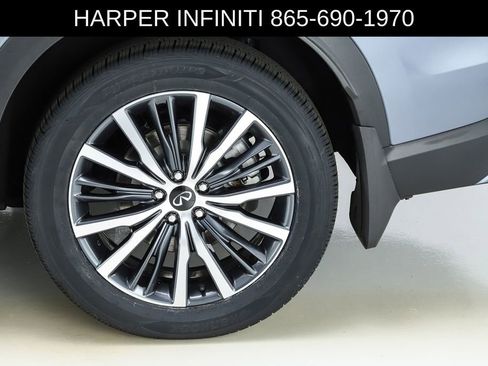 Used 2023 INFINITI QX60 Sensory w/ Vision Package AWD/4WD image 7