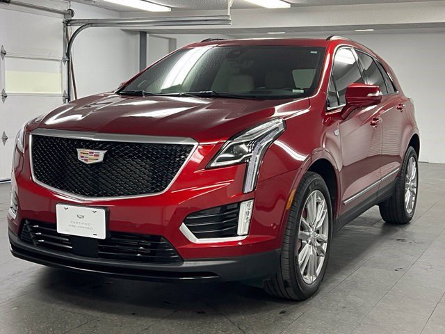 Certified 2024 Cadillac XT5 Sportv w/ Technology Package AWD/4WD image 1