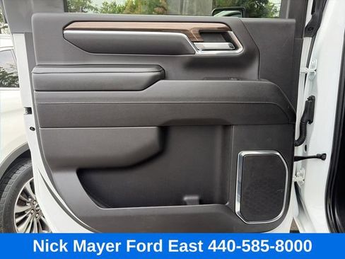 Used 2024 Chevrolet Silverado 3500 LT w/ Z71 Sport Edition AWD/4WD image 39