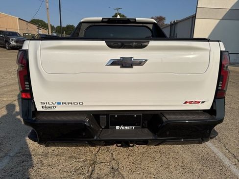New 2024 Chevrolet Silverado EV RST image 7