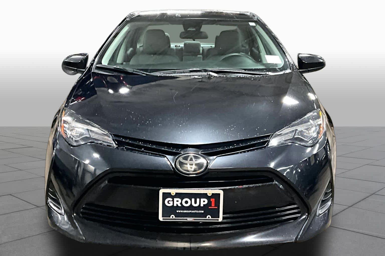 Used 2019 Toyota Corolla LE w/ Carpet Mat Package (TMS) FWD image 4