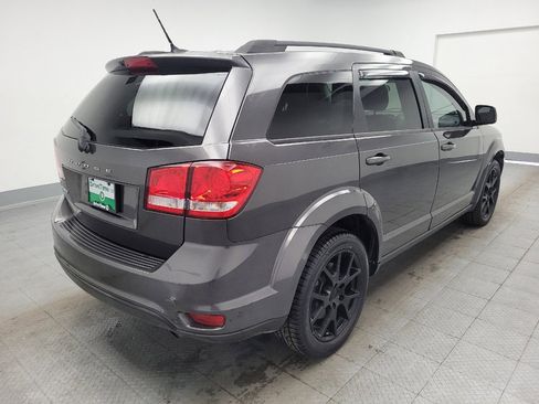 Used 2017 Dodge Journey SXT w/ Blacktop Package FWD image 9