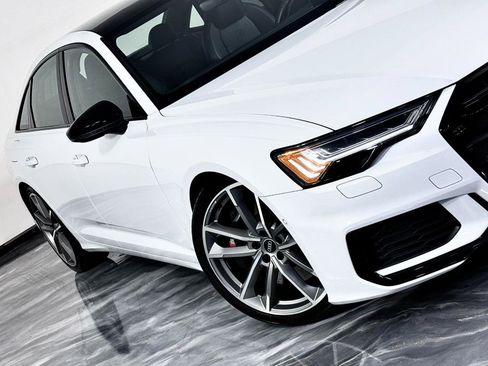 Used 2021 Audi S6 Prestige w/ Prestige Package AWD/4WD image 4