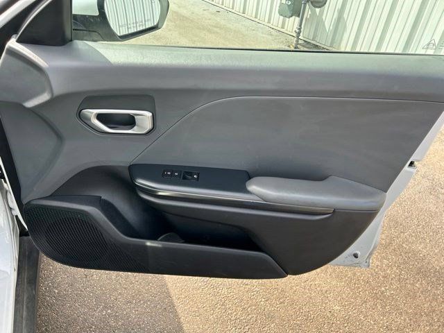Used 2025 Kia K4 FWD image 43
