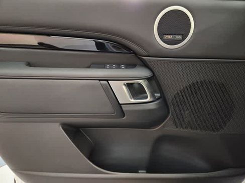 New 2026 Land Rover Discovery S AWD/4WD image 22