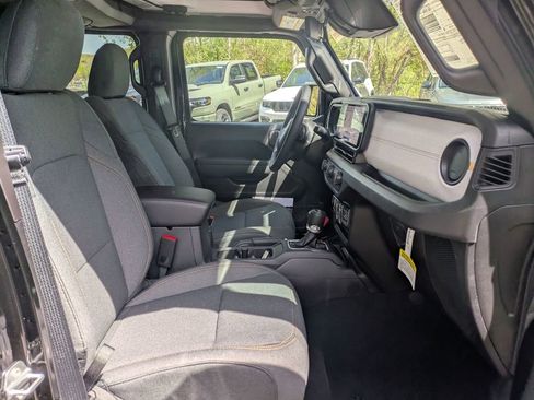 New 2026 Jeep Wrangler Unlimited Sport AWD/4WD image 28