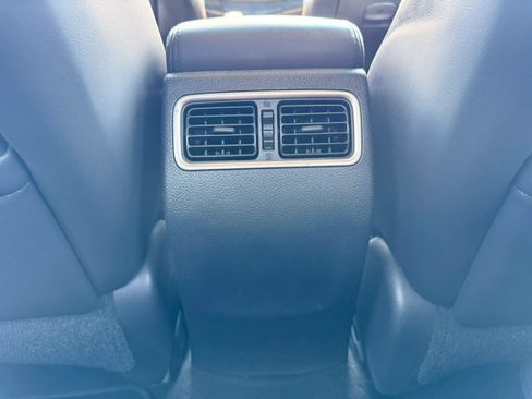 Used 2015 Nissan Altima 2.5 SL w/ Technology Package FWD image 30