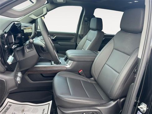 New 2026 GMC Sierra 2500 SLT w/ SLT Premium Package image 9