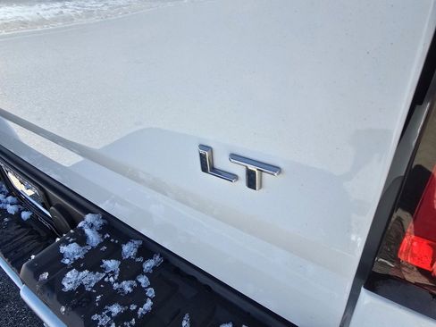 Used 2022 Chevrolet Colorado LT w/ Fleet Safety Package image 10