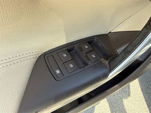 Used 2011 Buick Regal CXL w/ RL3 Preferred Equipment Group image 10