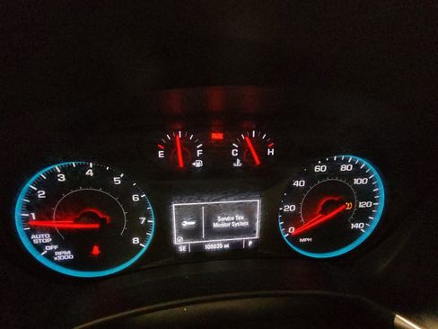 Used 2018 Chevrolet Equinox LT AWD/4WD image 23