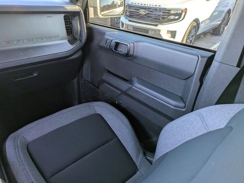 New 2025 Ford Bronco 4-Door image 17