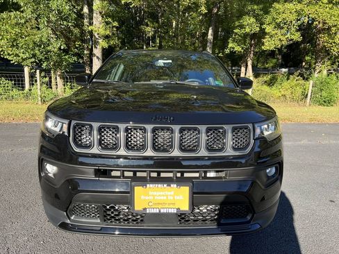 Certified 2023 Jeep Compass Altitude w/ Sun and Sound Group image 8
