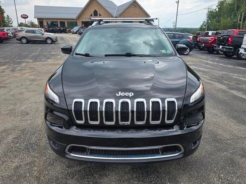 Used 2018 Jeep Cherokee Limited w/ Trailer Tow Group AWD/4WD image 2