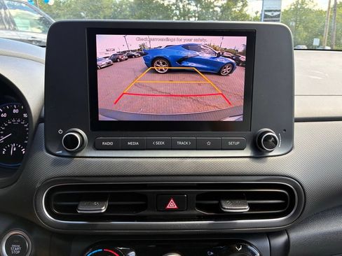 Used 2023 Hyundai Kona SEL AWD/4WD image 32