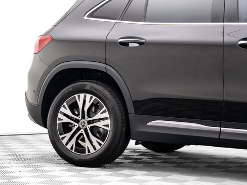 Used 2025 Mercedes-Benz GLA 250 4MATIC w/ Exclusive Package image 36