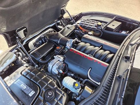 Used 2003 Chevrolet Corvette Base w/ Preferred Equipment Group1 image 15