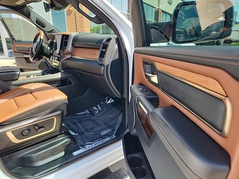 Certified 2022 RAM 1500 Limited image 22