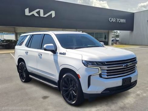 Used 2022 Chevrolet Tahoe High Country AWD/4WD image 1