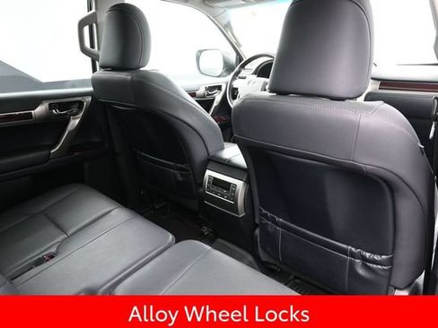 Used 2019 Lexus GX 460 Premium AWD/4WD image 31
