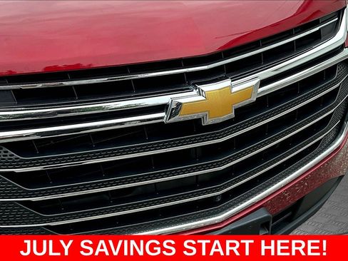 Used 2019 Chevrolet Traverse LT w/ LT Premium Package AWD/4WD image 38