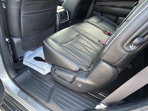 Used 2018 INFINITI QX60 Luxe w/ Deluxe Technology Package AWD/4WD image 9