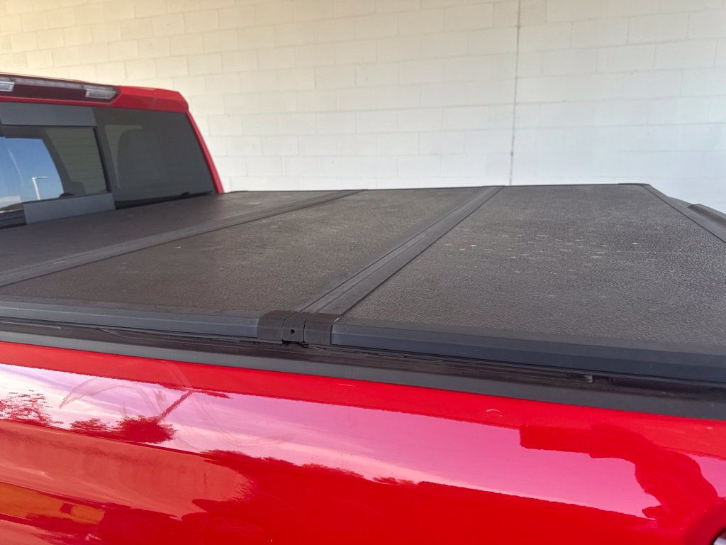 Used 2024 Chevrolet Silverado 1500 LT AWD/4WD image 9