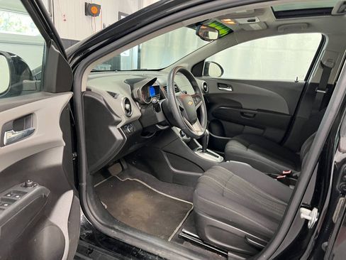 Used 2012 Chevrolet Sonic LT FWD image 7