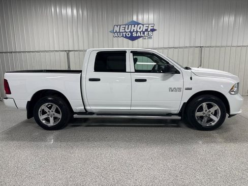 Used 2015 RAM 1500 Express AWD/4WD image 1