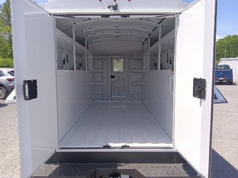 New 2026 Ford Transit 350 w/ Interior Upgrade Package RWD image 29