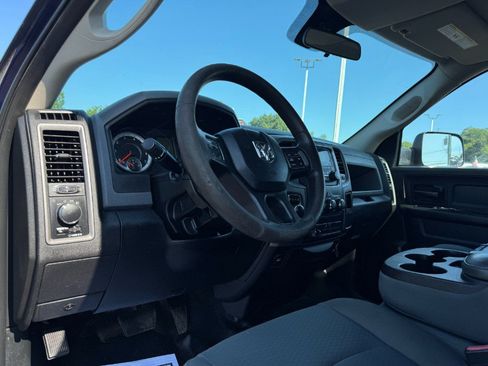 Used 2017 RAM 1500 Tradesman AWD/4WD image 14