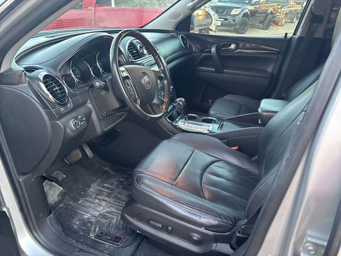 Used 2017 Buick Enclave Leather image 3