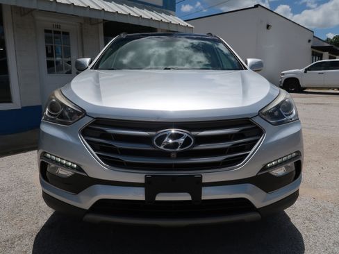 Used 2018 Hyundai Santa Fe Sport w/ 2.4L Tech Package 04 FWD image 9