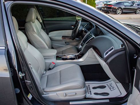 Used 2015 Acura TLX V6 w/ Technology Package image 20