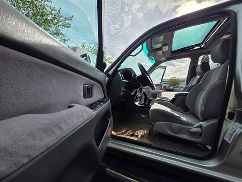 Used 2001 Toyota 4Runner SR5 image 47