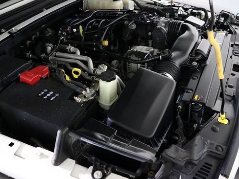 Used 2022 Jeep Gladiator Rubicon AWD/4WD image 36
