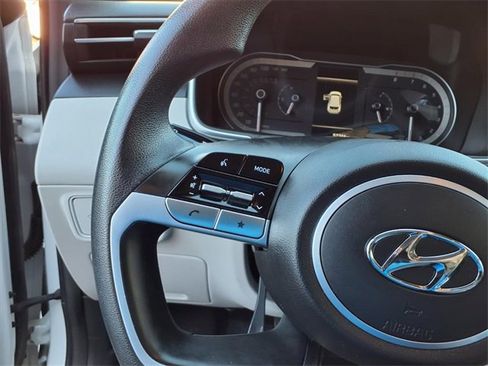 Certified 2024 Hyundai Tucson SEL image 13