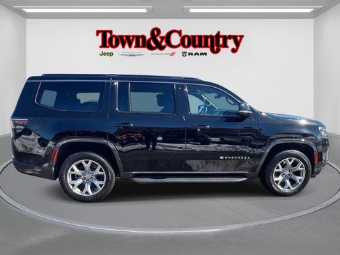 Used 2022 Jeep Wagoneer Series I w/ Convenience Group I image 4