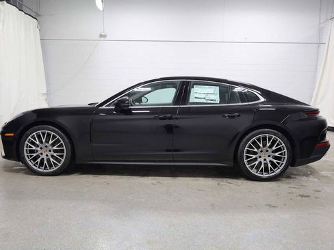 New 2026 Porsche Panamera RWD image 2