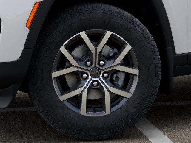 New 2027 Jeep Grand Cherokee Laredo X AWD/4WD image 8