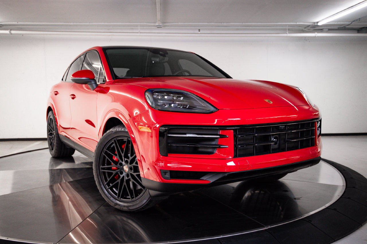 Certified 2026 Porsche Cayenne S AWD/4WD image 9
