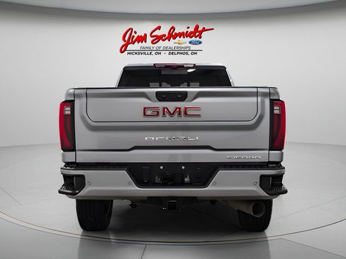 Used 2024 GMC Sierra 2500 Denali w/ Denali Reserve Package AWD/4WD image 5